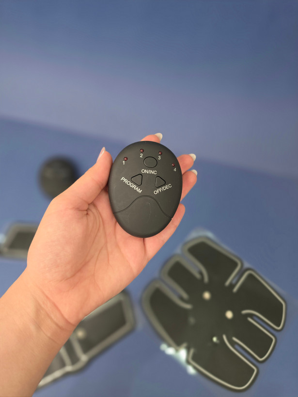 دستگاه تحریک الکتریکی عضلات و سیکس پک EMS اورجینال Mobile-Gym (۳ عددی)